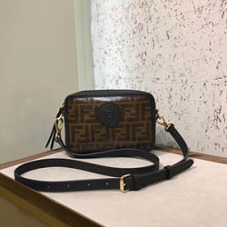 Fendi 펜디 카메라백 0189AS