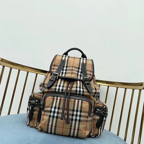 Burberry 버버리 신상 빈티지 체크 백팩 미듐 B10523-2