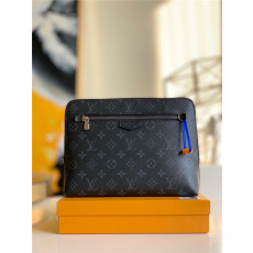 Louis Vuitton 루이비통 파우치백 M60417 2020/신상