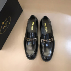 PRADA 프라다 남성용 구두 P10511 신상