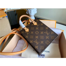 ★판매완료★ Louis Vuitton 루이비통 모노그램 나노 쁘띠 삭 플라