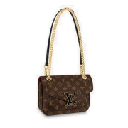 Louis Vuitton  루이비통 뉴 체인백 모노그램