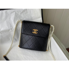 CHANEL 샤넬 카프스킨 퀼팅 스트랩 스몰 호보백 AS2503