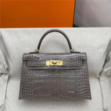 HERMES 에르메스 미니 켈리백 19CM 오리지날 악어가죽사용 (100%수작업) H607781