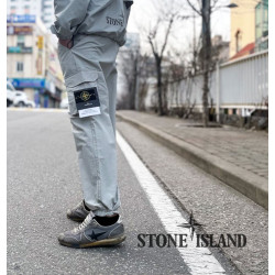 Stone Island 스톤아일랜드 세미릴렉스 컴퍼스 리플렉티브 나일론 조거 팬츠 [릴렉스핏]