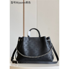  LOUIS VUITTON  루이비통 벨라 토트 M59200