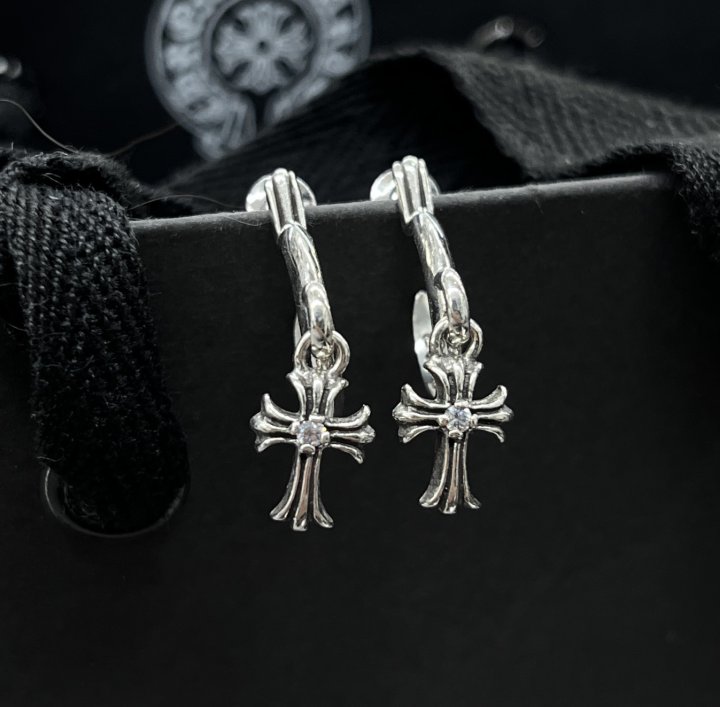 Chrome Hearts 크롬하츠 CH PLUS 미니 다이아 크로스 참 링 귀걸이 silver.925 [1:1제작] 남녀공용