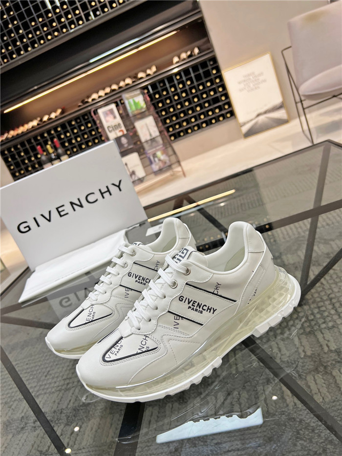  GIVENCHY  지방시 남성용 스니커즈 G49440