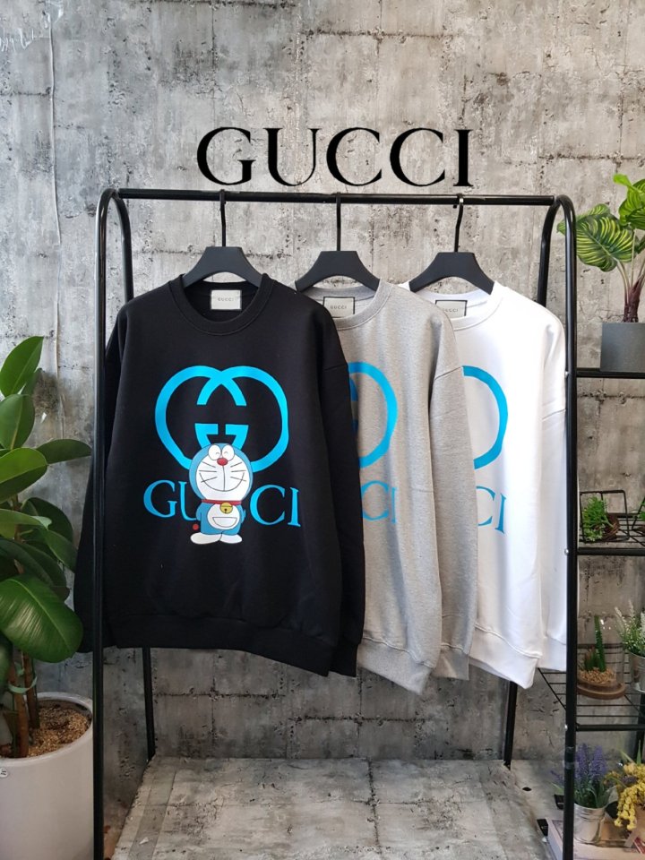 GUCCi 구찌 도라에몽1  쭈리맨투맨