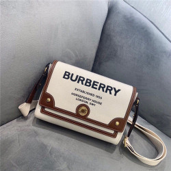 BURBERRY 버버리 호스페리 프린트 노트 크로스백 B3651