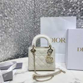 Dior 디올 레이디 미니 (업그레이드 신상) D44531