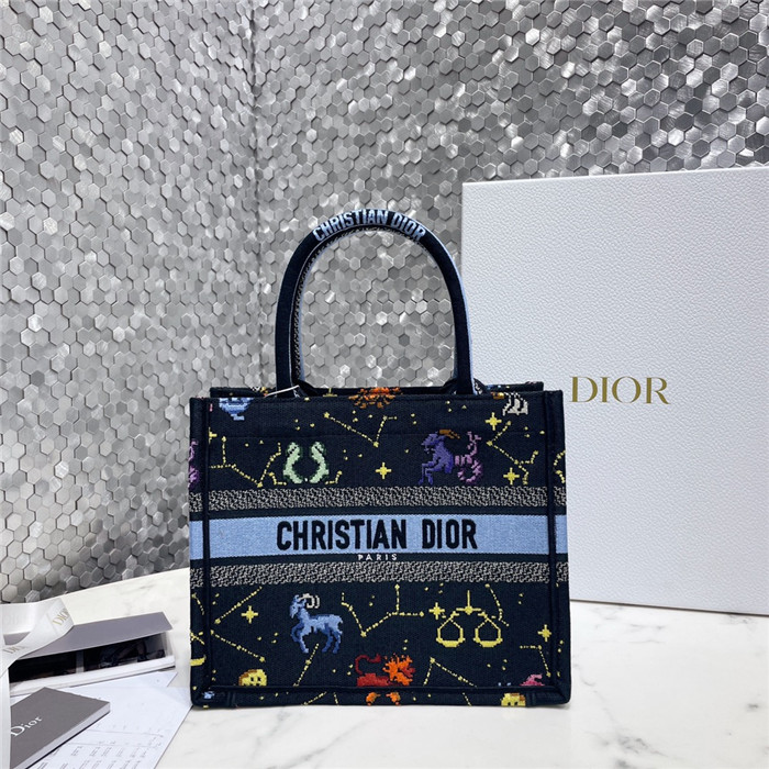 Dior 디올 북 토트 스물 M1286