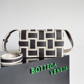 Bottega Veneta  보테가베네타 카세트백 75521