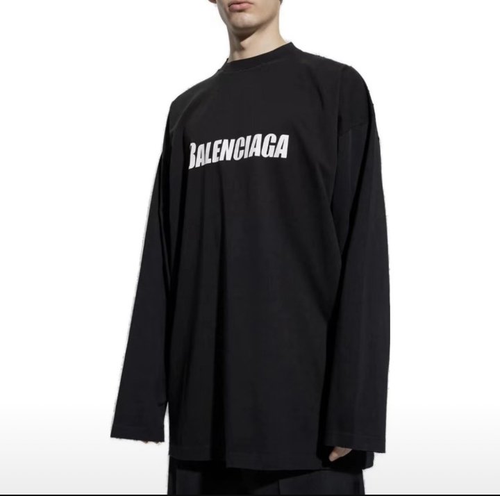 BALENCIAGA  발렌시아가 크랙로고 롱슬리브