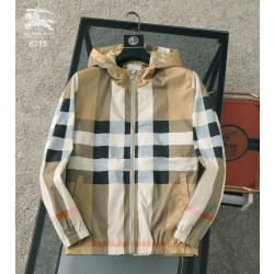 Burberry 버버리 시그니처 체크 바람막이