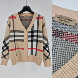 Burberry 버버리 자가드 V넥가디건