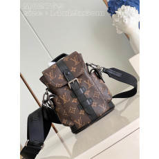 LOUIS VUITTON 루이비통 나노 크리스토퍼 크로스백 M82769