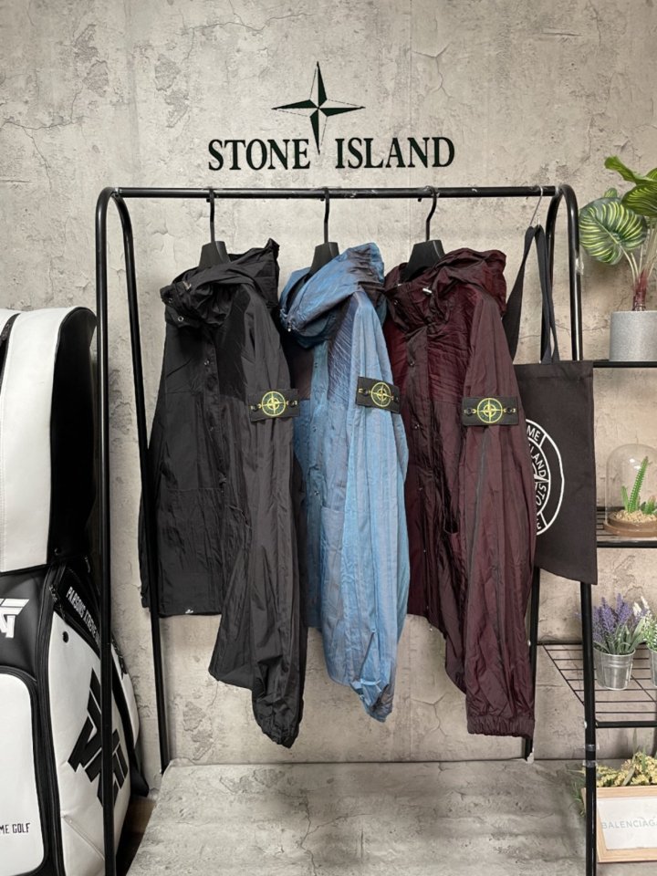 Stone Island 스톤아일랜드 윈드브레이커