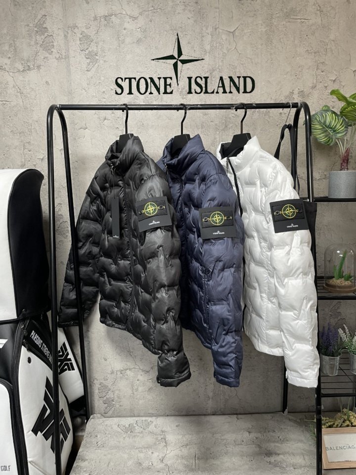 Stone Island 스톤아일랜드 패턴 경중량 패딩