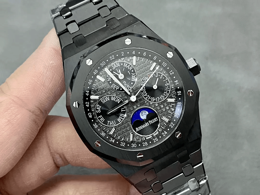 AUDEMARS PIGUET  오데마피게 로얄오크 퍼페츄얼 캘린더 26579 블랙 세라믹