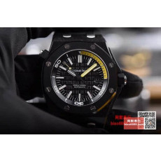 AUDEMARS PIGUET  오데마피게 로얄오크 오프쇼어 다이버 포지드카본 에디션