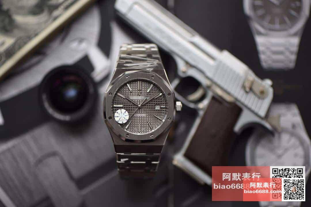 AUDEMARS PIGUET  오데마피게 로얄오크 스틸그레이 다이얼 50주년 한정판