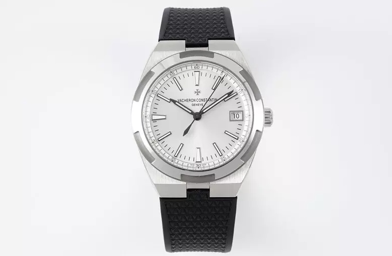 VACHERON CONSTANTIN 바쉐론 콘스탄틴 오버시스 실버다이얼 41mm 4500v