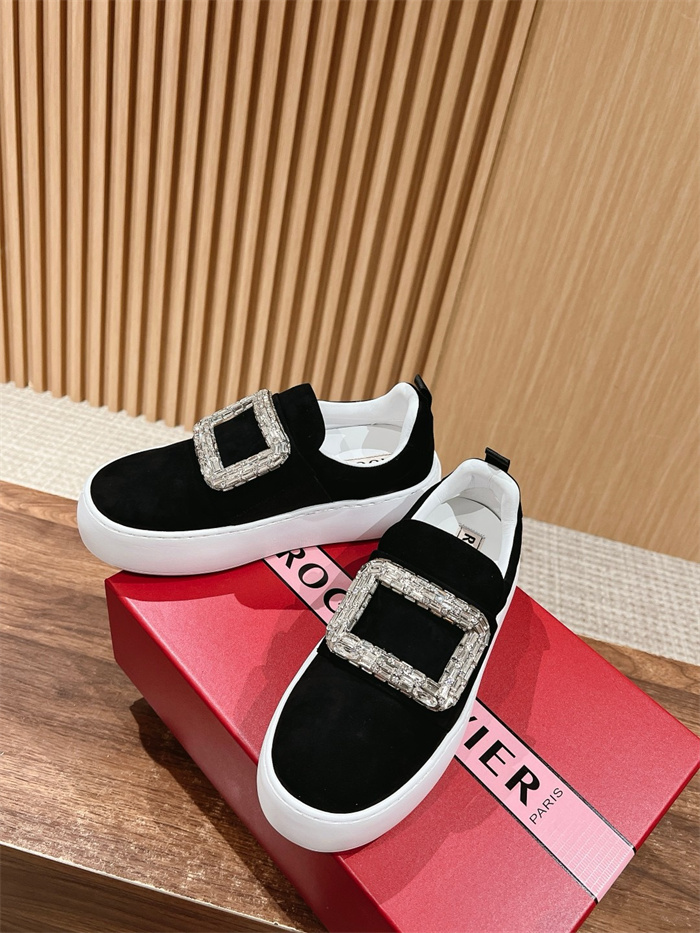 ROGER VIVIER 로저비비에 여성용 스니커즈 R55178-1 2024/신상 블랙,화이트 2color