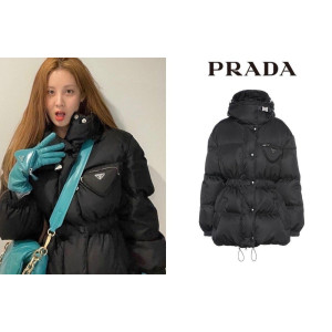 PRADA 프라다 리나일론 구스패딩