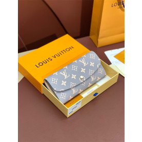 LOUIS VUITTON 루이비통 에밀리 장지갑 M60697 2024/신상