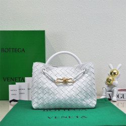 BOTTEGA VENETA 보테가베네타 안디아모 스몰 토트백 74630 2024/신상