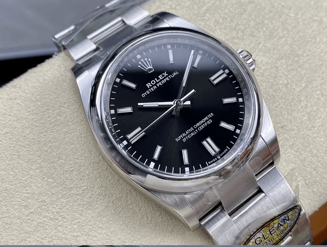 ROLEX 로렉스 오이스터퍼페츄얼 검판 36mm 126000