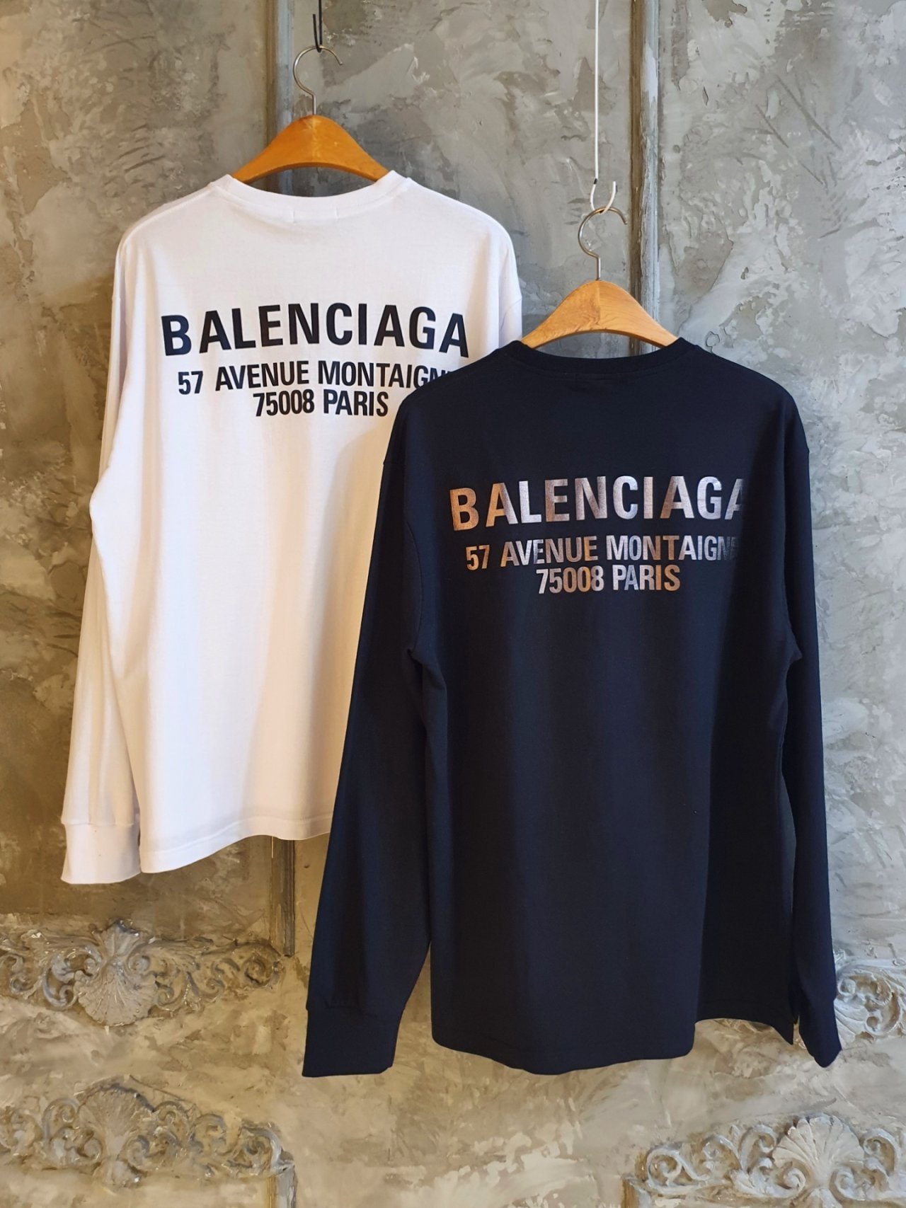 BALENCIAGA 발렌시아가 호일 옆트임 긴팔