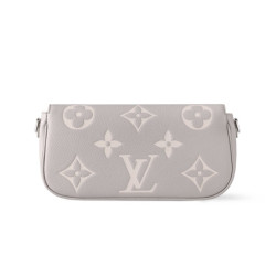48위 LOUIS VUITTON 루이비통 월릿 온 체인 아이비 M14225