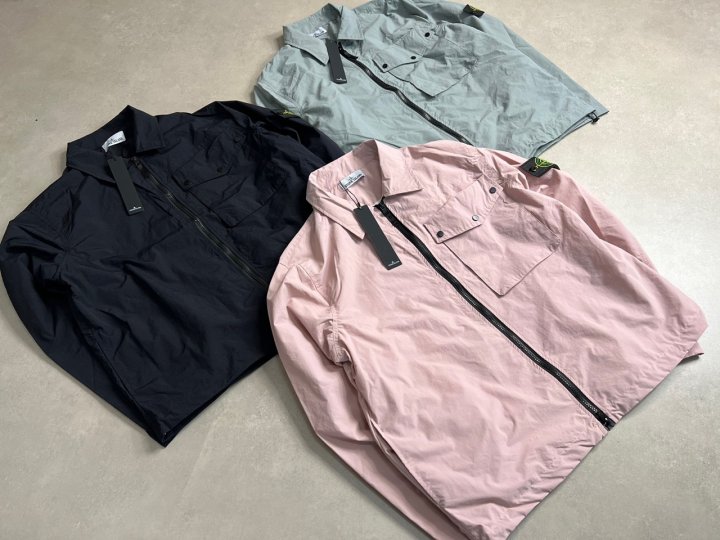 STONE ISLAND 스톤아일랜드 소프트쉘 바람막이 자켓