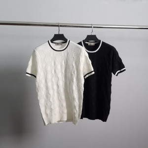 ●7월 판매 6위● BOTTEGA VENETA 보테가베네타 엠보패턴 라운드 반팔 니트
