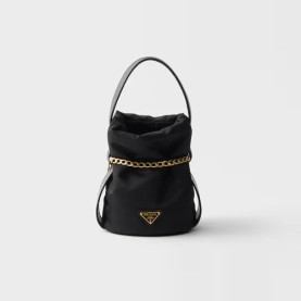 PRADA 프라다 쁘띠 삭 누아르 미니 리나일론 및 나파 가죽 버킷백 1BE088 2COLOR