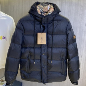 BURBERRY 버버리 런던 잉글랜드 클래식 다운 점퍼