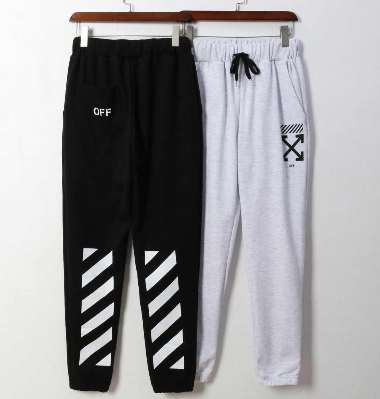 OFF-WHITE 오프화이트 런닝 기모 조거 팬츠 2COLOR