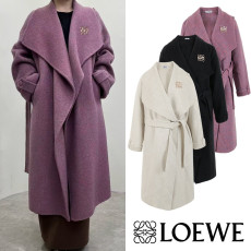 LOEWE 로에베 아나그램 브러치  메리노 울 코트