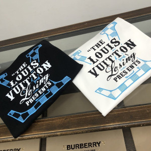 LOUIS VUITTON 루이비통 프레젠트 맨투맨