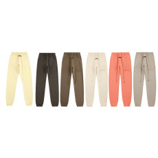 FEAR OF GOD 피어오브갓 에센셜 708 톤온톤 로고 플리스 스웨트 팬츠