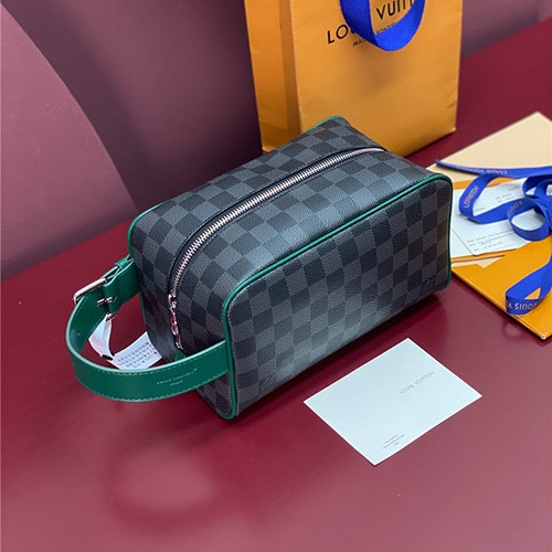 LOUIS VUITTON 루이비통 로켓 돕 키트 파우치백 N40852