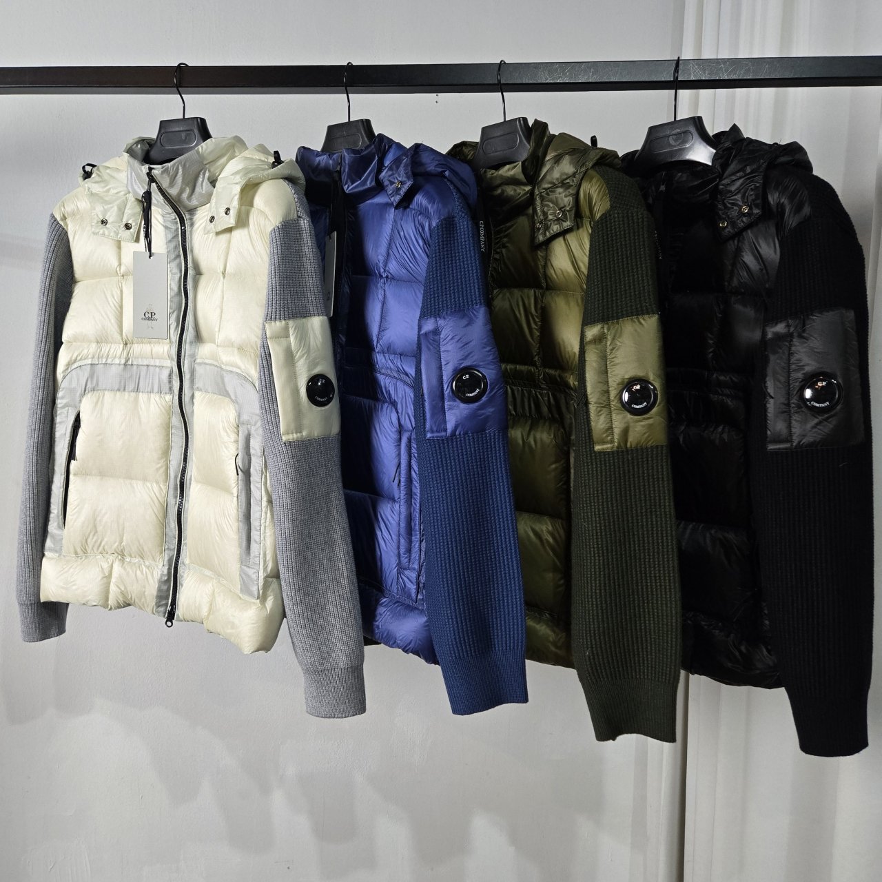 C.P COMPANY C.P컴퍼니 메리노 나일론 믹스드 고글 패딩 가디건