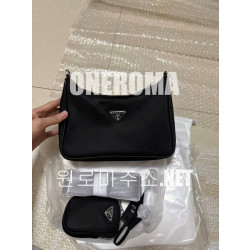 심*희 고객님 프라다 리에디션 2005 리나일론 백