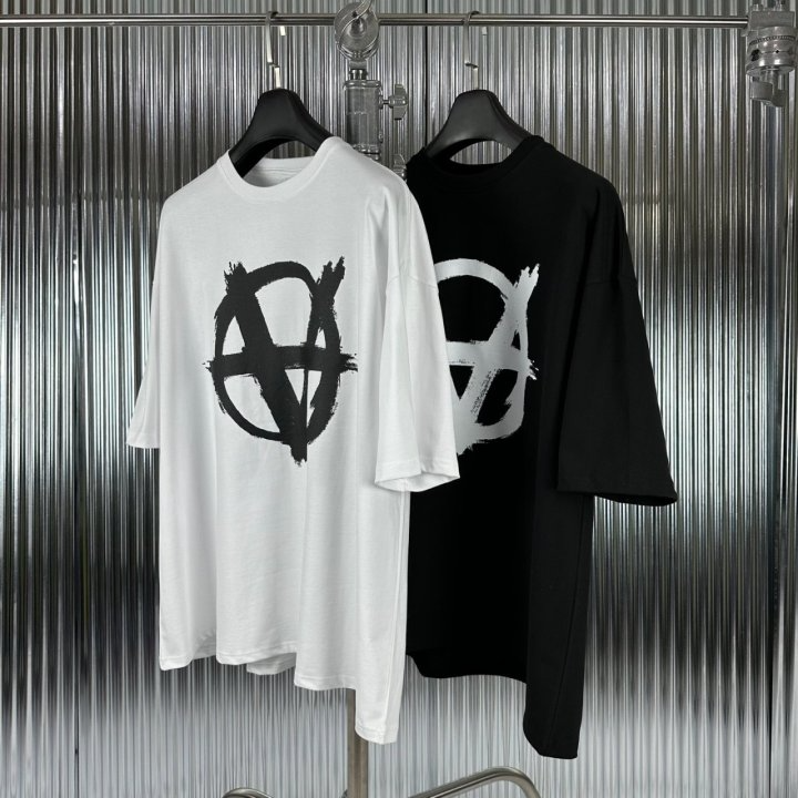 VETEMENTS 베트멍 더블 아나키 반팔