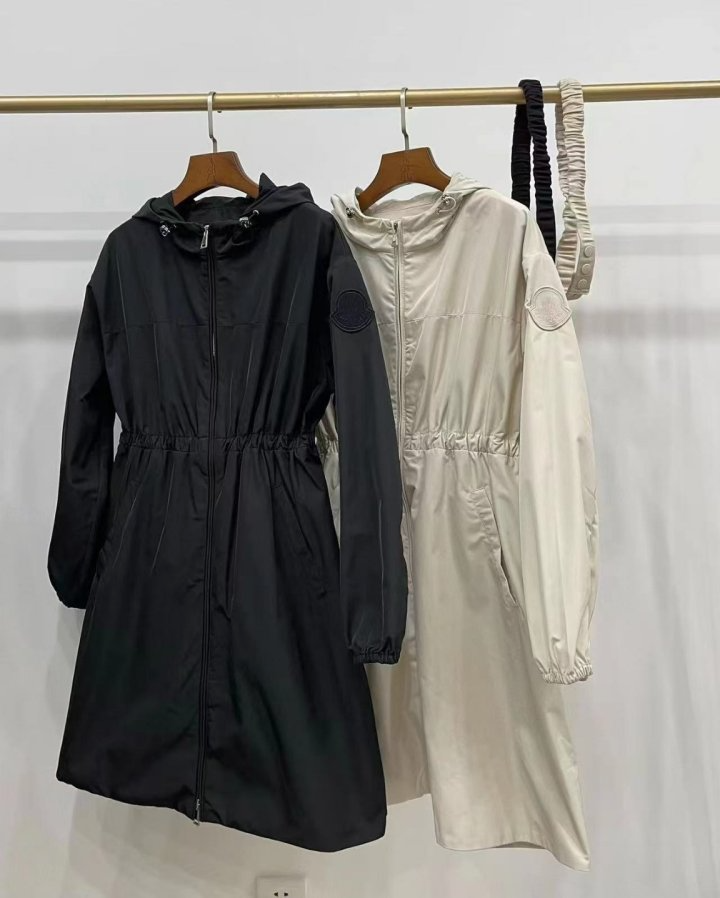 MONCLER 몽클레어 알피크 바람막이자켓