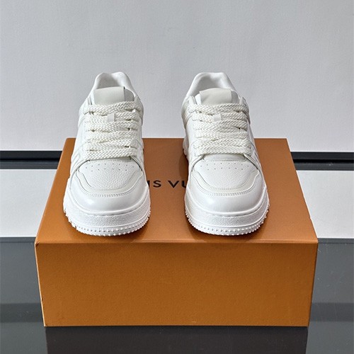 LOUIS VUITTON 루이비통 남성용 스니커즈 L78598 2COLOR