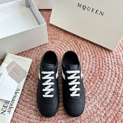 ALEXANDER MCQUEEN 알렉산더맥퀸 남여공용 스니커즈 M18566 2COLOR